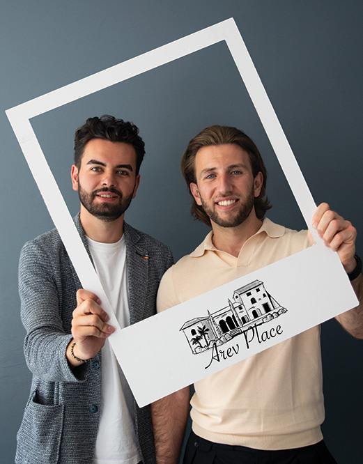 Arev Place - Solution événementielle de réservation de lieux et prestataires pour professionnels et particuliers